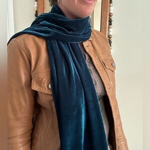 Teal Velvet Ruffled Scarf